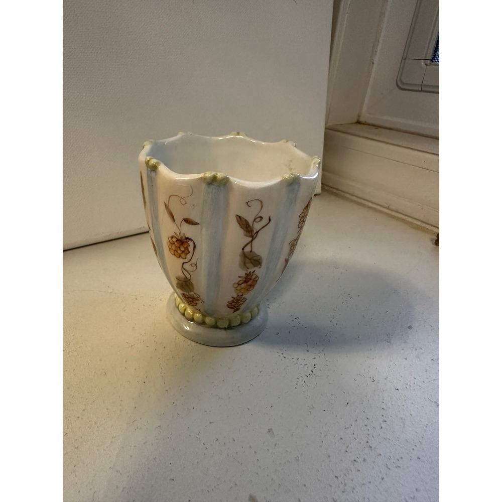 Tracy Porter hand-painted ceramic planter/vase cottagecore